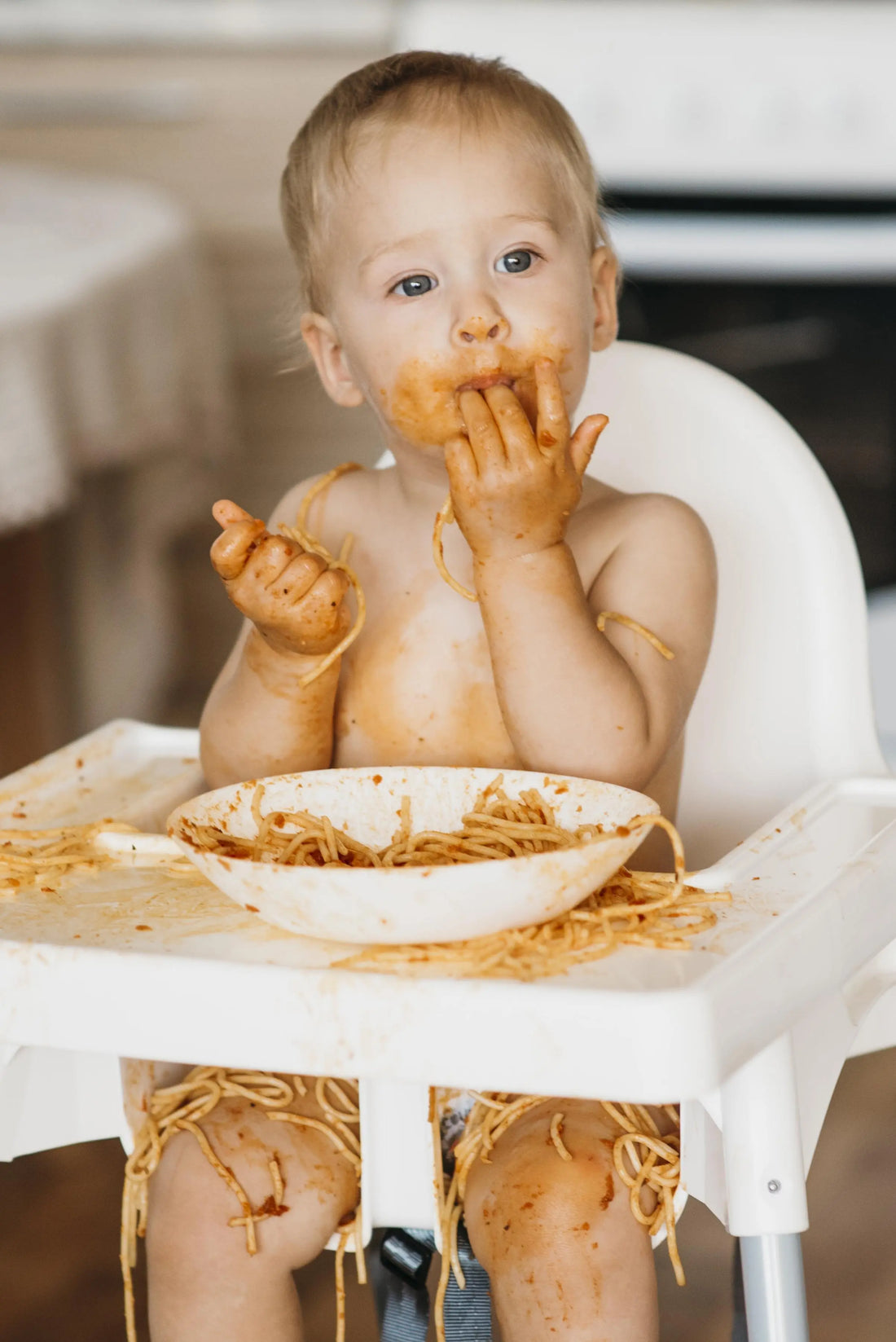 How to Reduce Mealtime Mess (Without Stopping Your Baby from Learning) - tiny table